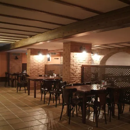 ホテル Cervantes サフラ