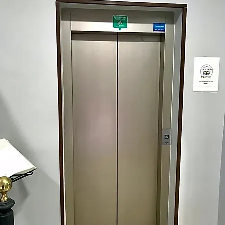 Hotel Cervantes 2*