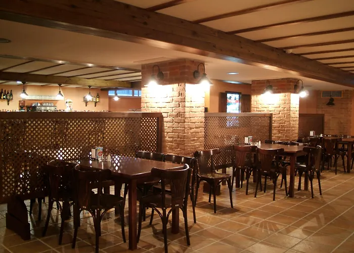 Ξενοδοχείο Cervantes 2*