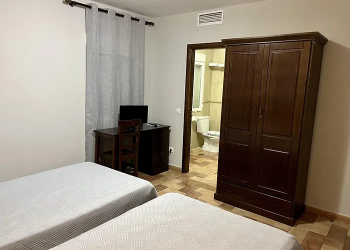 塞万提斯酒店 2*